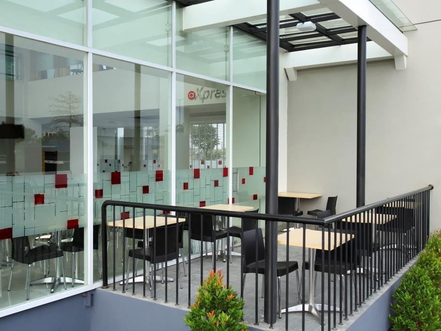 Amaris Hotel Bekasi Barat Zewnętrze zdjęcie