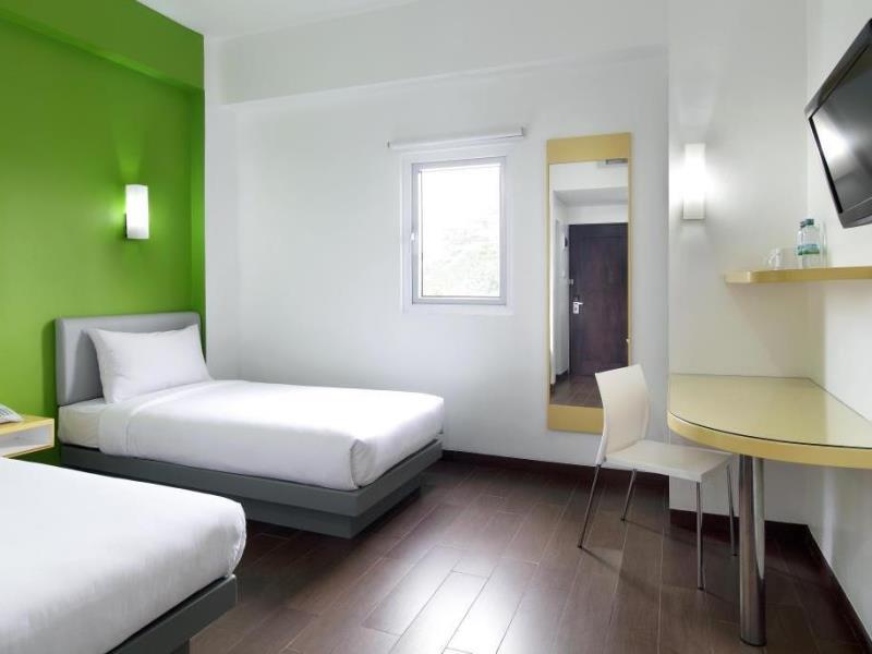 Amaris Hotel Bekasi Barat Zewnętrze zdjęcie